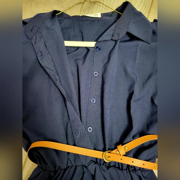 Womens Collard Dress with Belt - Picture 6 of 9